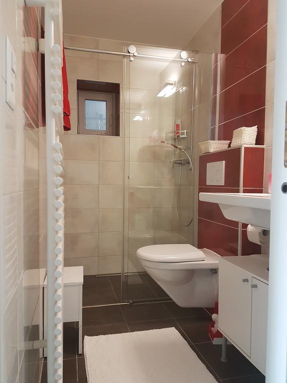 Appartement D'Hotes An Kaz La Crans-Montana Esterno foto
